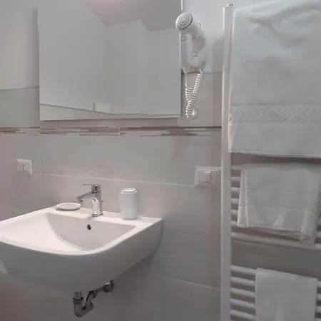 Royal & Breakfast Bed & Breakfast