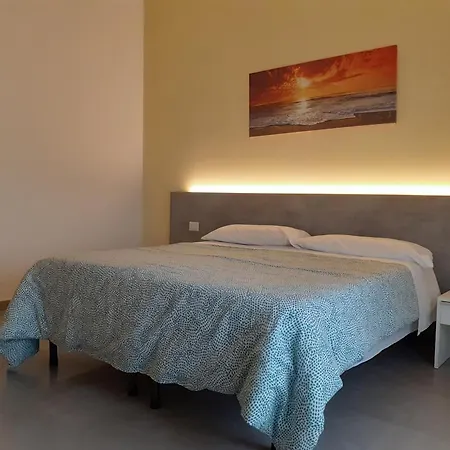 Royal & Breakfast B&B 모데나