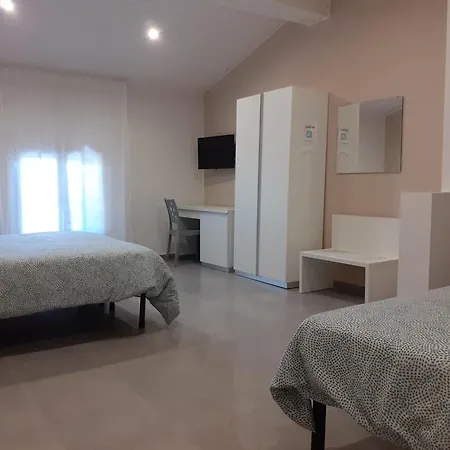 Royal & Breakfast 住宿加早餐酒店 3*