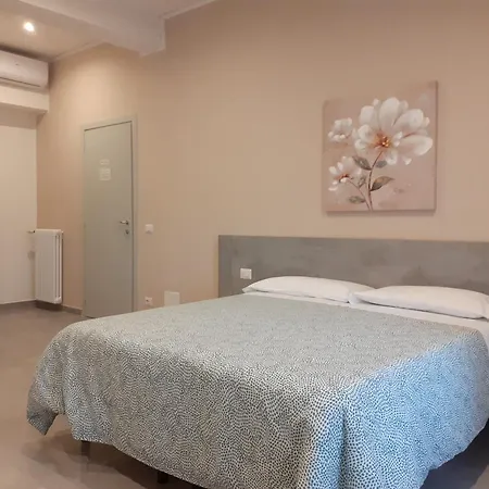 Royal & Breakfast 住宿加早餐酒店 摩德纳